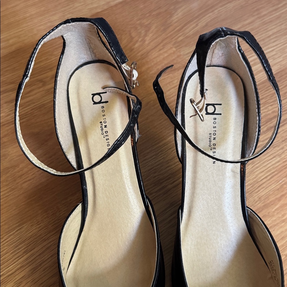 NWOT Slingback Black PUMPS Pointed toe heel Boston Design Studio SZ 8 - Picture 6 of 7